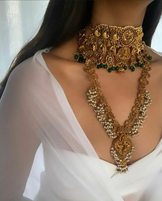 Chic Dot Gold Necklace"